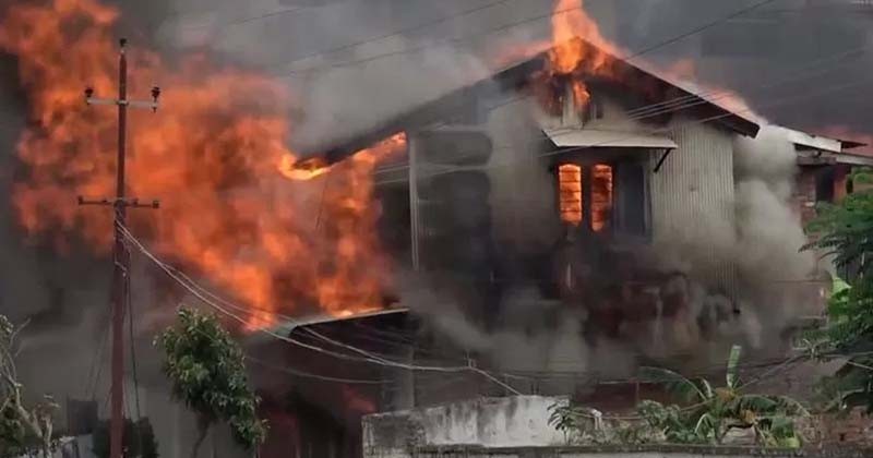 মণিপুরের দাঙ্গা ৫০ দিনেও থামানো যায়নি 