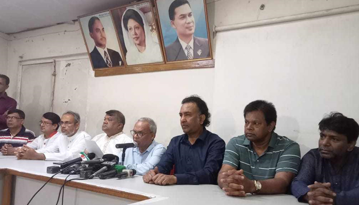 ১০ নম্বর মহাবিপদ সংকেত চলছে সরকারের জন্য : রিজভী