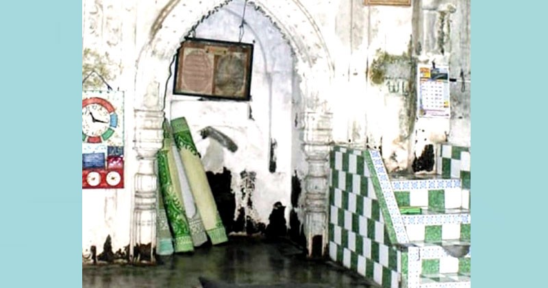 মহারাষ্ট্রে ৮শ’ বছরের পুরোনো মসজিদ বন্ধ করা হলো 
