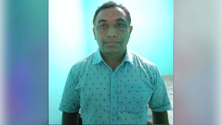 ছাত্রীকে ধর্ষণ পরীক্ষায় ফেল করানোর ভয় দেখিয়ে 