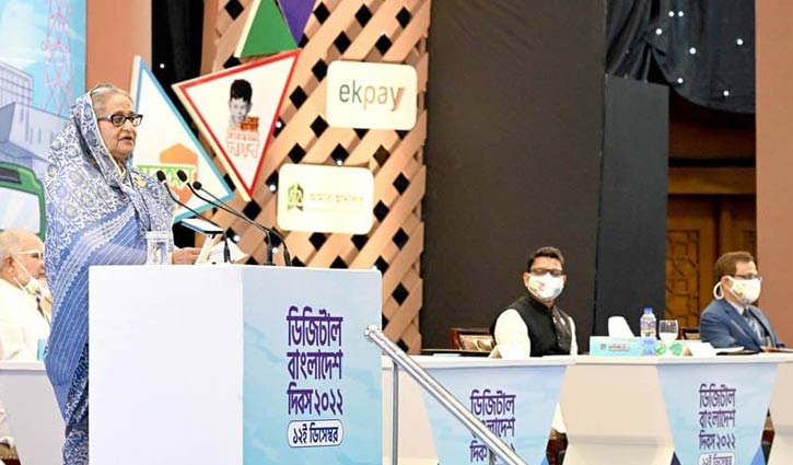 প্রধানমন্ত্রীর ডিজিটাল থেকে ‘স্মার্ট বাংলাদেশে’র ঘোষণা 