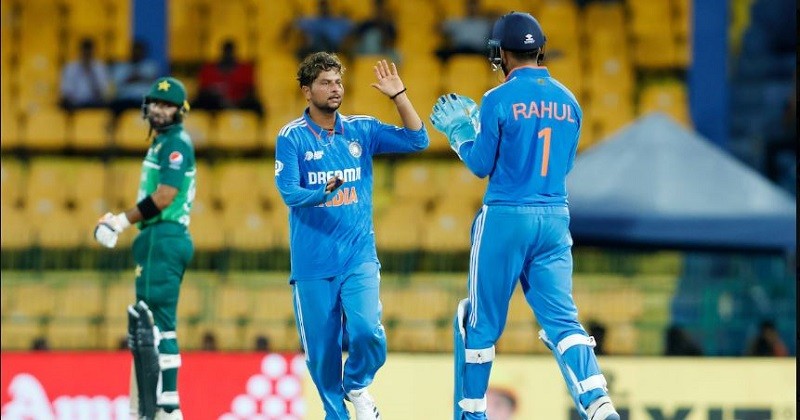 ভারত রেকর্ড ব্যবধানে হারাল পাকিস্তানকে 