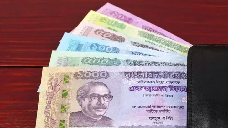 সর্বজনীন পেনশন স্কিম চালুর এক মাস পর কী অবস্থায় ?