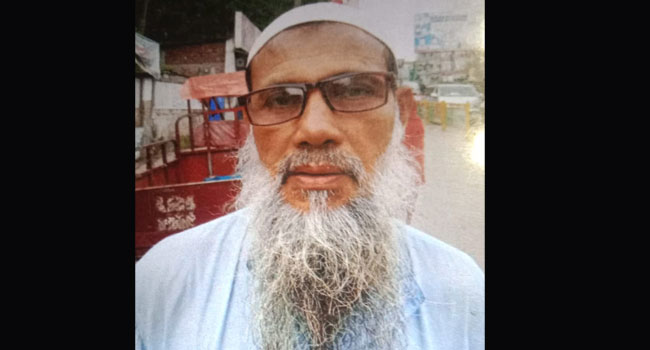 মুন্সীগঞ্জে নৃশংস হত্যাকাণ্ডের শিকার বাবা ছেলেদের বাঁচাতে 