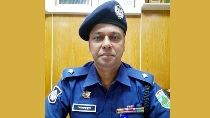 মাদক ব্যবসা করো স্বাধীনভাবে ’‘সাত লাখ টাকা দিয়ে 