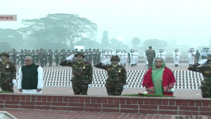 রাষ্ট্রপতি ও প্রধানমন্ত্রীর শ্রদ্ধা বীর শহিদদের প্রতি 