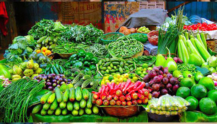  অস্থির সবজি বাজার বৃষ্টির ছুতায়