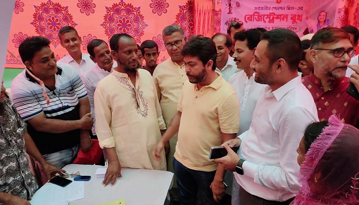 ব্যতিক্রমী আয়োজন সর্বজনীন পেনশন স্কিমের আওতায় আনতে 