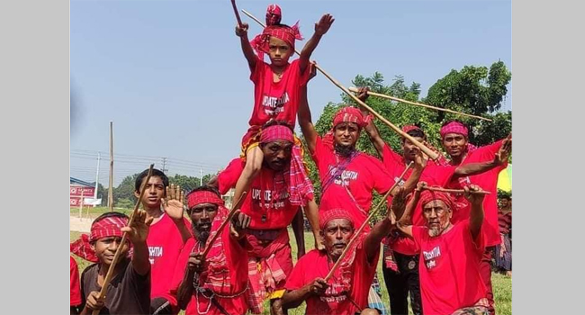কুষ্টিয়ায়  লাঠিখেলা প্রদর্শন ৩ দিনের 