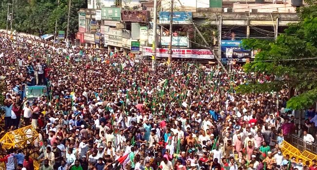 জামায়াতের মহাসমাবেশে বাড়ছেই জনসমাগম 