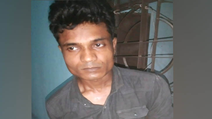মাকে কুপিয়ে হত্যা বটি দিয়ে 
