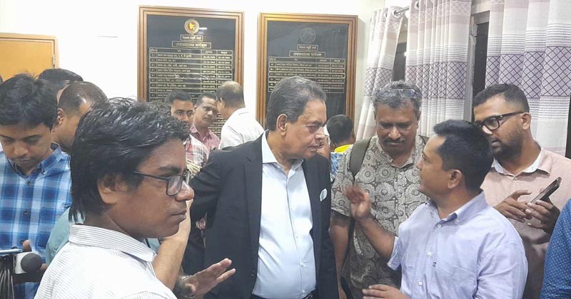 মজুরি ঘোষণা হয়নি বৈঠক শেষ, 