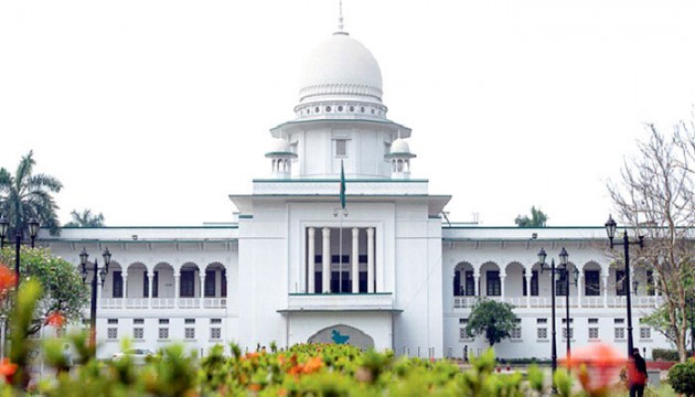 সহকারী অ্যাটর্নি জেনারেলের নিয়োগ বাতিল সহকর্মীকে চড়-থাপ্পড় : 