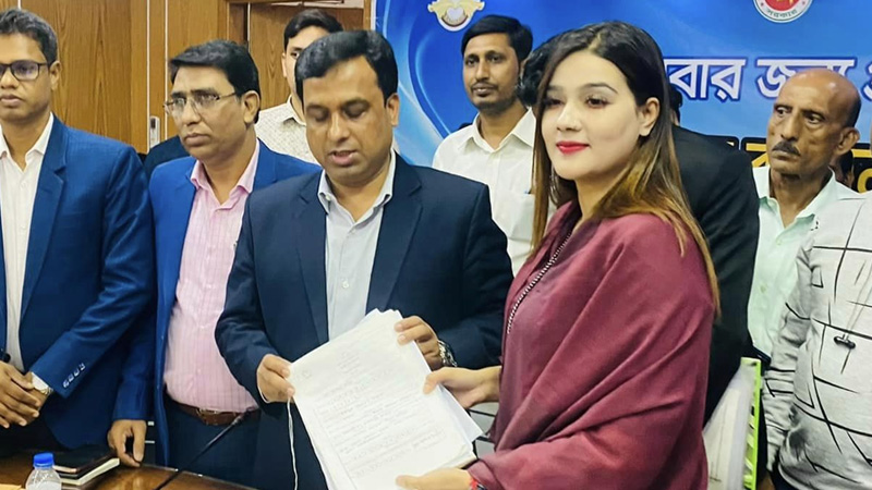  স্বতন্ত্র প্রার্থী বললে কষ্ট লাগে: মাহি