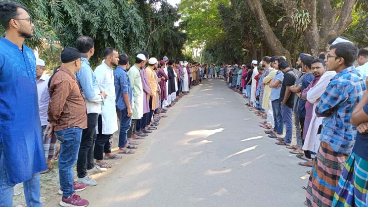  শিক্ষার্থীদের ক্ষোভ জাবিতে মসজিদ নির্মাণে তালবাহানা,