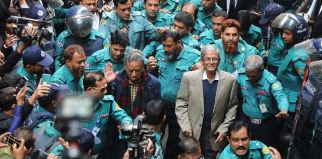 জেলগেটে জিজ্ঞাসাবাদের নির্দেশ মির্জা ফখরুল-আমীর খসরুকে 