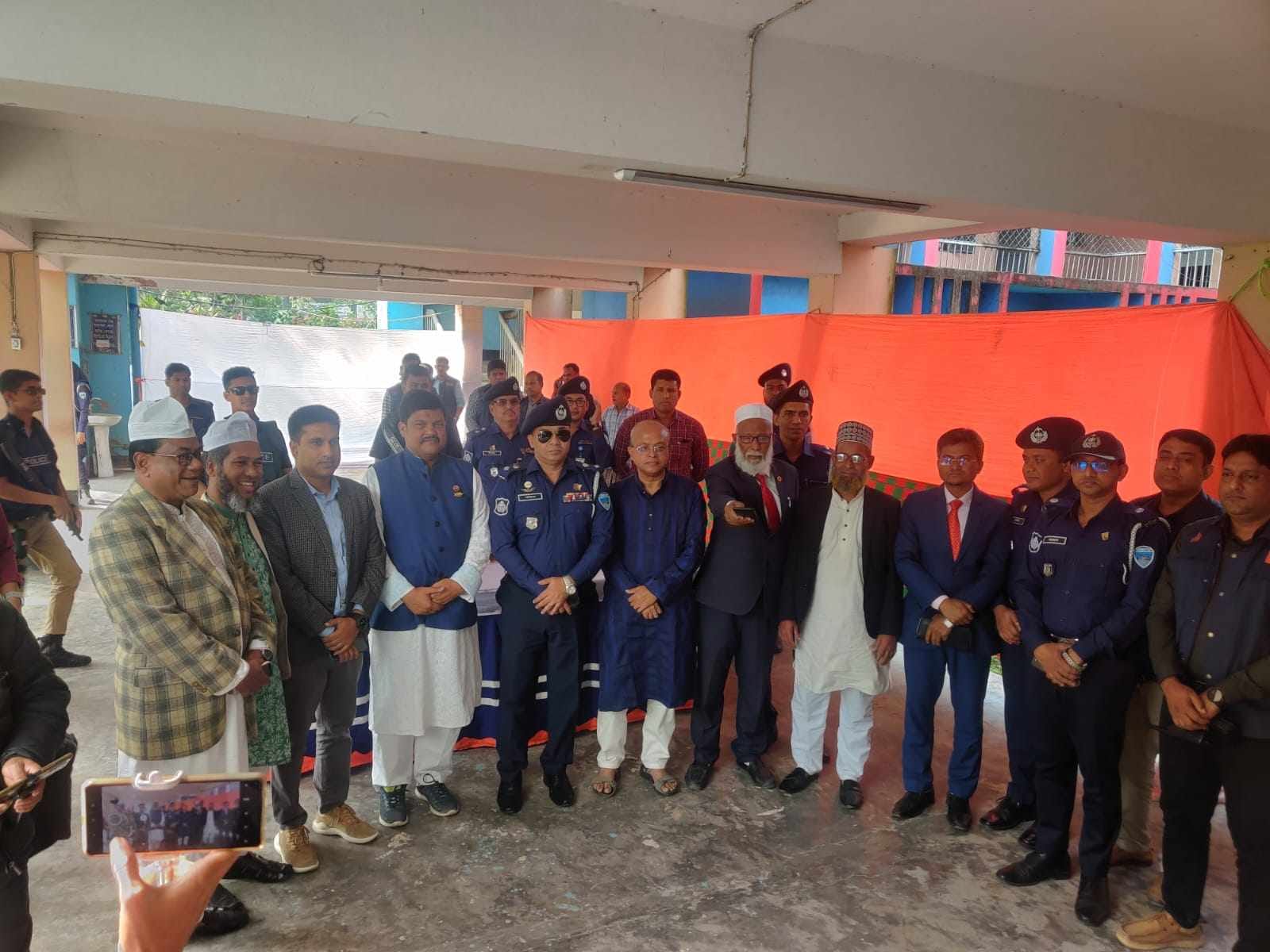 সন্দ্বীপ সংসদীয় আসনের প্রার্থীদের সাথে পুলিশ সুপারের মতবিনিময়  
