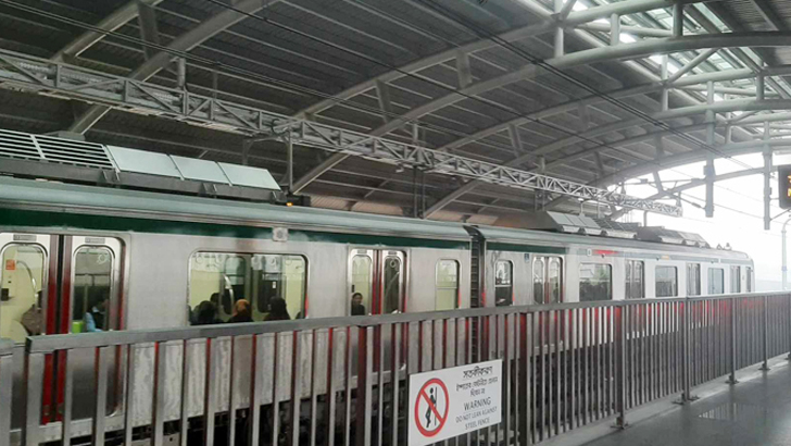 ষোলোকলা পূর্ণ হলো মেট্রোরেলের 