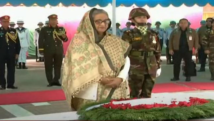প্রধানমন্ত্রী ও মন্ত্রিসভার শ্রদ্ধা নিবেদন বঙ্গবন্ধুর সমাধিতে 