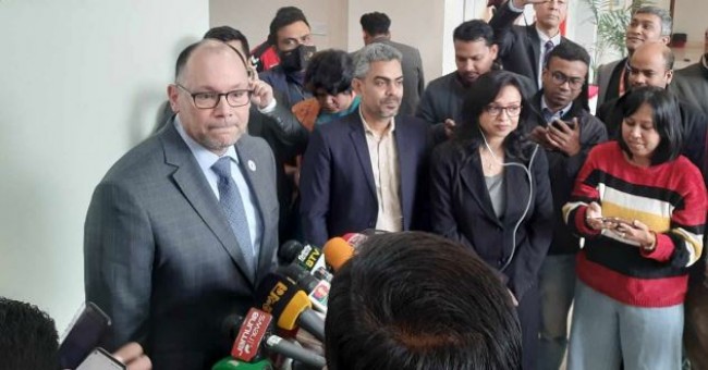 একসাথে কাজ করার প্রত্যাশা  ভবিষ্যতে পিটার হাসের