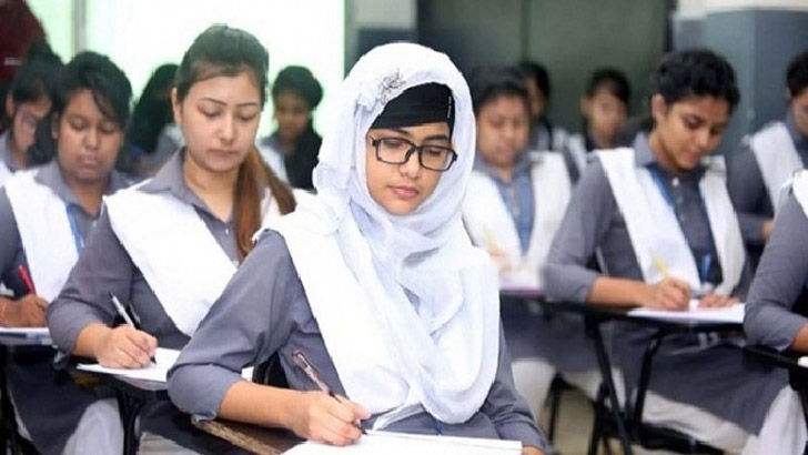 এসএসসি পরীক্ষার্থীদের ৩০ মিনিট আগেই কেন্দ্রে ঢুকতে হবে 