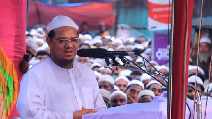 মারাত্মক আকার ধারণ করেছে সামাজিক অবক্ষয় : চরমোনাই পির