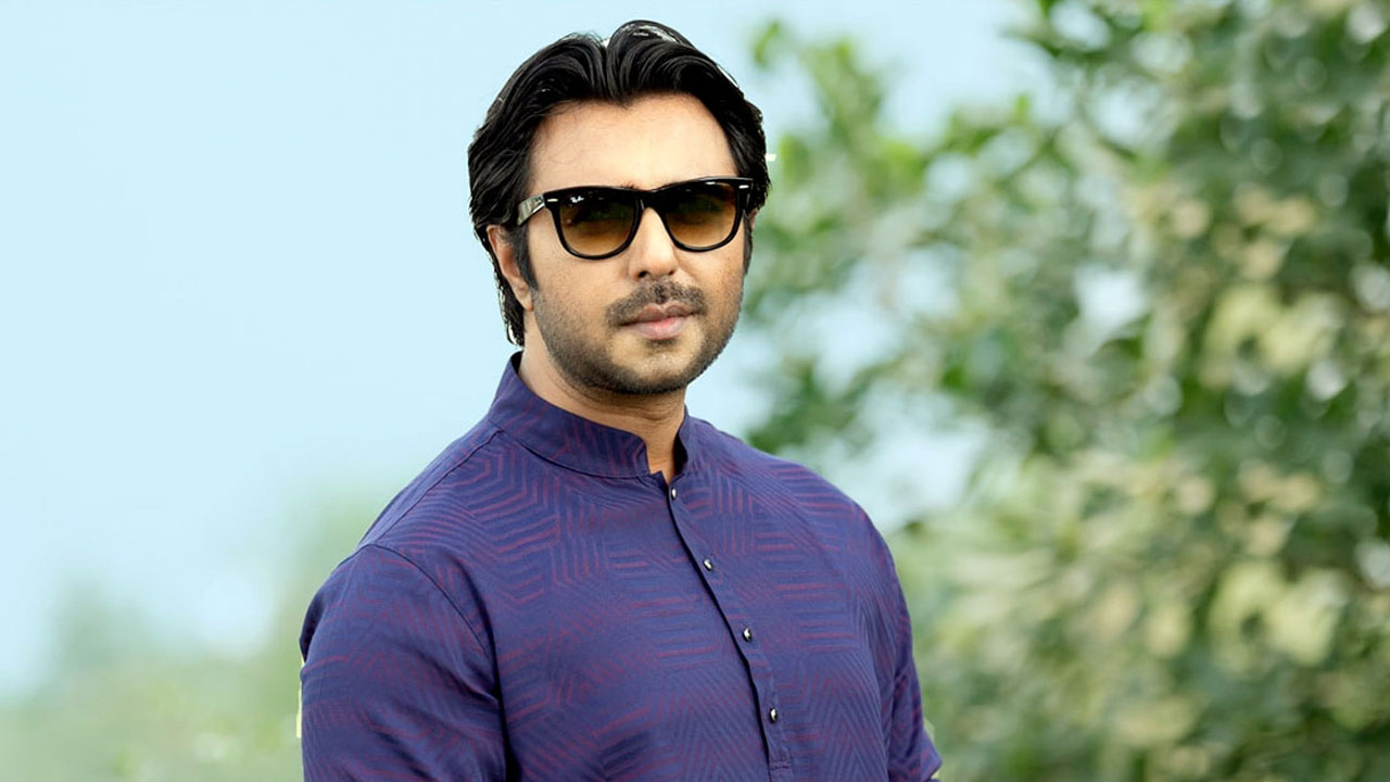 অর্থ আত্মসাতের অভিযোগ অভিনেতা অপূর্বর বিরুদ্ধে