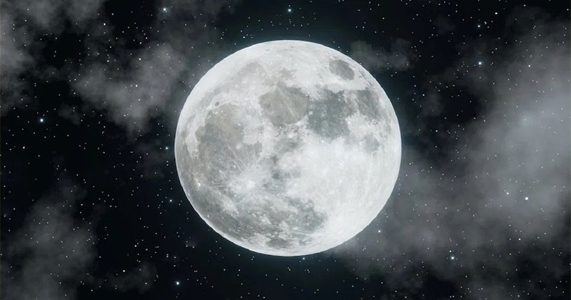 চাঁদের বয়স কত জানেন? সব জানাল এক খণ্ড পাথর