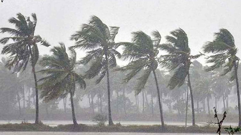 ঝড়সহ বজ্রবৃষ্টির পূর্বাভাস ৬০ কিলোমিটার বেগে
