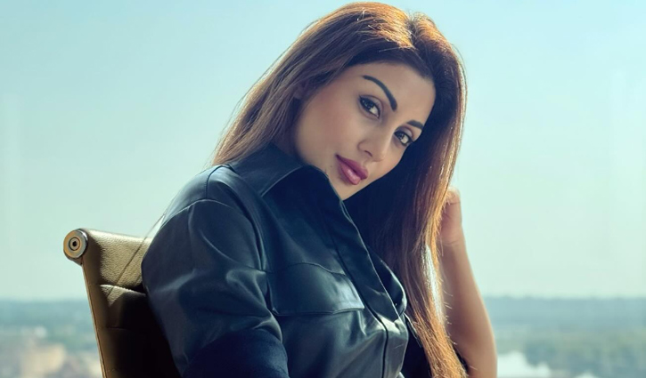 ভিক্ষা না চাইলে কেউ সাহায্যও করবে না: রিমি সেন