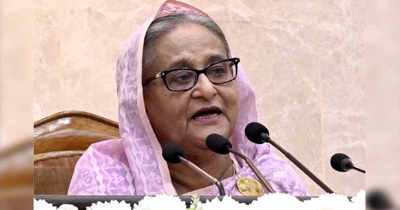  সরকারি কর্মকর্তাদের প্রধানমন্ত্রী   : পত্র-পত্রিকায় কী লিখলো সেটা দেখে নার্ভাস হওয়ার কিছু নেই