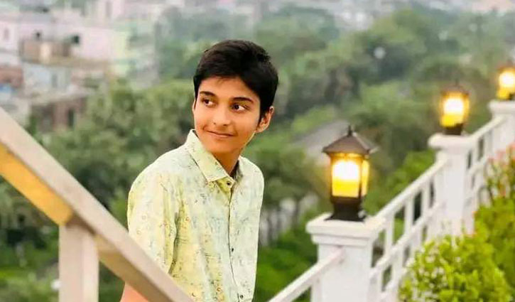 তামিম‘পতাকা হাতে দাঁড়িয়ে ছিল , গুলিতে লুটিয়ে পড়ে মাটিতে’