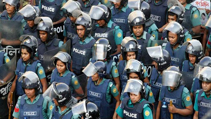 ‘পুলিশ সদস্যরা পলাতক ঘোষণা করা হবে’ কাজে যোগ না দিয়ে 