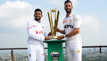 বাংলাদেশ-পাকিস্তান ম্যাচ শুরু হতে দেরি বৃষ্টির কারণে 