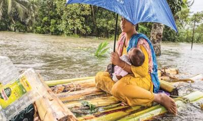 পানি বন্দি কুমিল্লার ৭ লাখ মানুষ। 