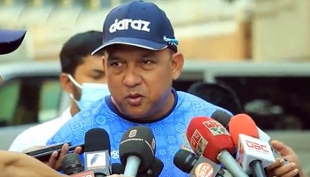 খালেদ মাহমুদ সুজন বিসিবি থেকে পদত্যাগ করলেন। 