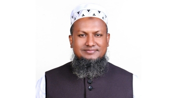 চৌদ্দগ্রামে ইউপি চেয়ারম্যান মোশারফ অস্ত্র জমা দেননি। 