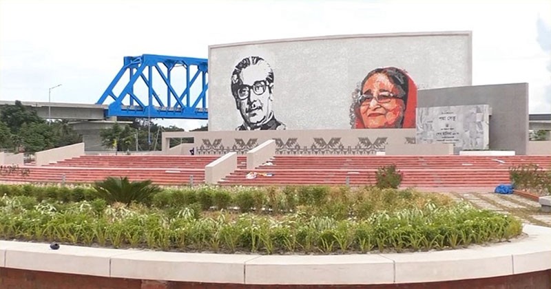 ১১৭ কোটি টাকা পদ্মা সেতুর দুই ম্যুরালে আওয়ামীলীগ ব্যয় করেছে।