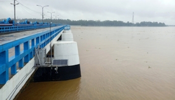 খুলে দেওয়া হলো তিস্তার ৪৪ জলকপাট। 