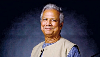 প্রধান উপদেষ্টা ঢাকার পথে।