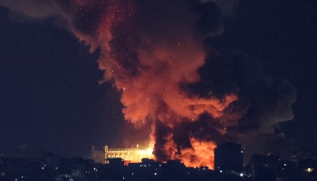 ইসরাইলের হামলা গাজার কেন্দ্রীয় মসজিদে , নিহত ১৮