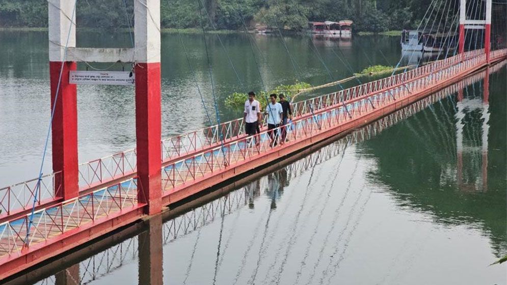 রাঙামাটির ঝুলন্ত সেতু ২ মাস পর ভেসে উঠল 