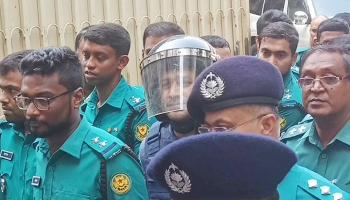 পাঁচ দিনের রিমান্ডে ব্যারিস্টার সুমন