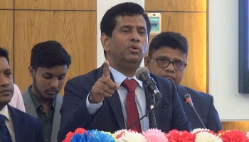 আইজিপির কাছে শেখ হাসিনাসহ ৪৬ জনের গ্রেপ্তারি পরোয়ানা