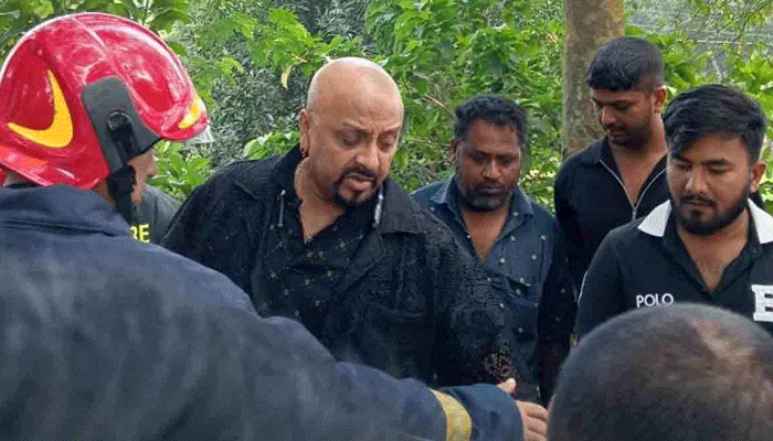 চলচ্চিত্র নায়ক রুবেল সড়ক দুর্ঘটনার কবলে