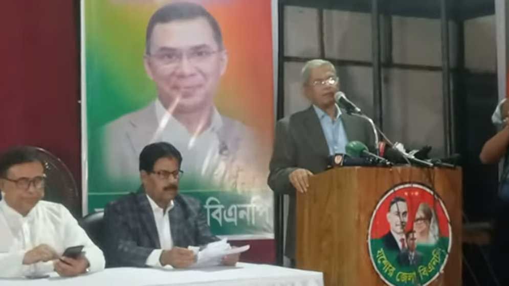 চলমান সমস্যার সমাধান করতে পারে নির্বাচিত সরকারই : মির্জা ফখরুল