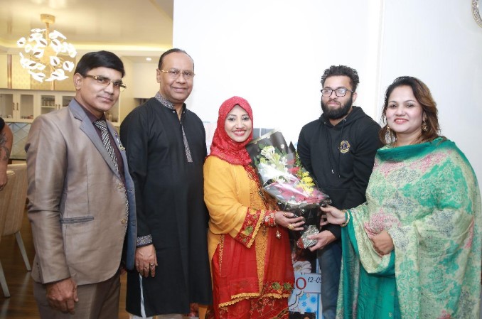 সাবেক গভর্নর ও বর্তমান পিডিজি লায়ন শাহেনা রহমান এর জন্মদিন উদযাপন