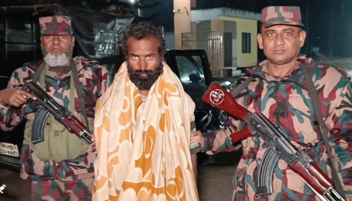 ভারতীয় নাগরিক আটক হিলি সীমান্তে 