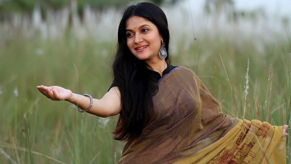 ভিন্ন কিছু করার চেষ্টা করব নতুন বছরে : মিথিলা