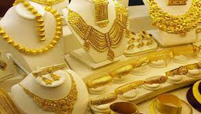সোনার দাম ভরিতে ১৬৬৬ টাকা বেড়েছে